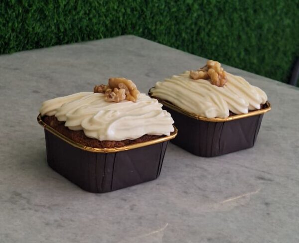 Mini budin carrot cake